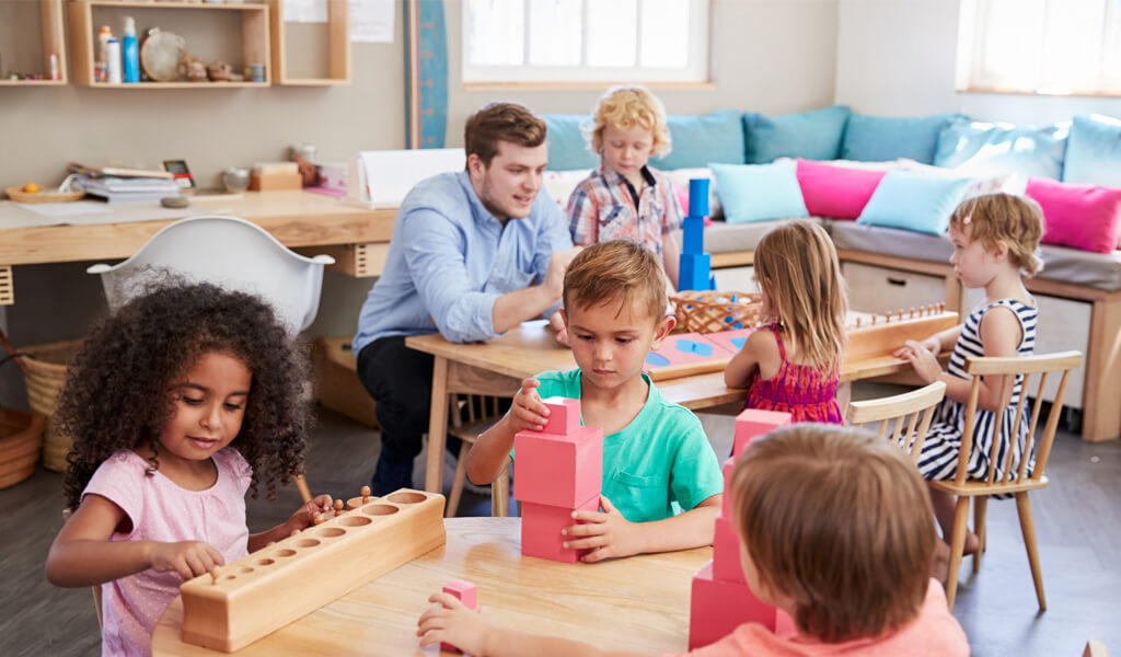 O Papel dos Pais no Método Montessori: Como Apoiar e Encorajar o Aprendizado dos Filhos